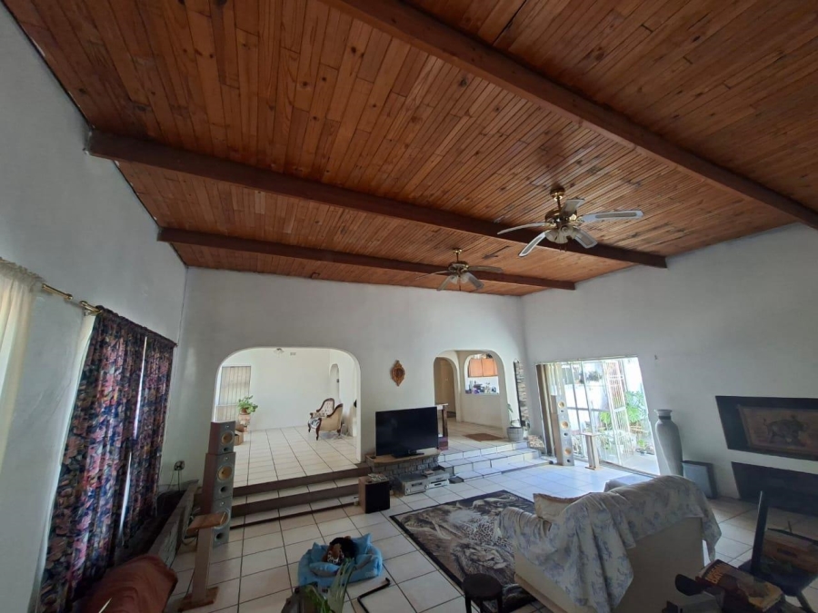 3 Bedroom Property for Sale in Mabille Park Western Cape